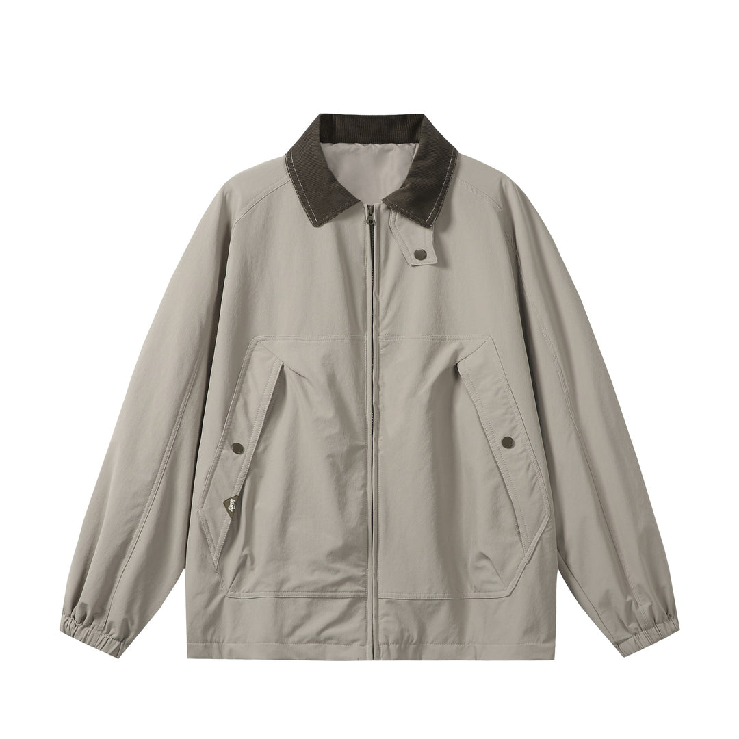 Unisex Kurz geschnittener Boxy-Blouson mit Cordkragen, Reißverschluss und Utility-Pattentaschen Shop Nory