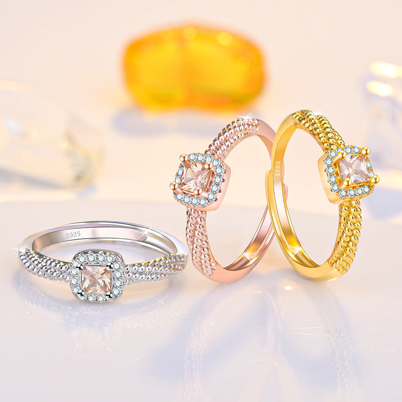 Damenring mit kunstvollem Zirkonia-Besatz und elegantem Golddesign Shop Nory