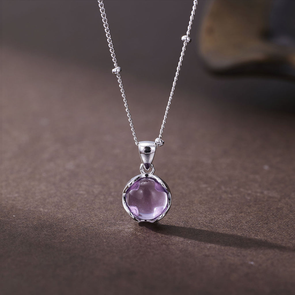 Damen Halskette mit elegantem Anhänger aus hochwertigem Amethyst und feiner Gliederkette Shop Nory