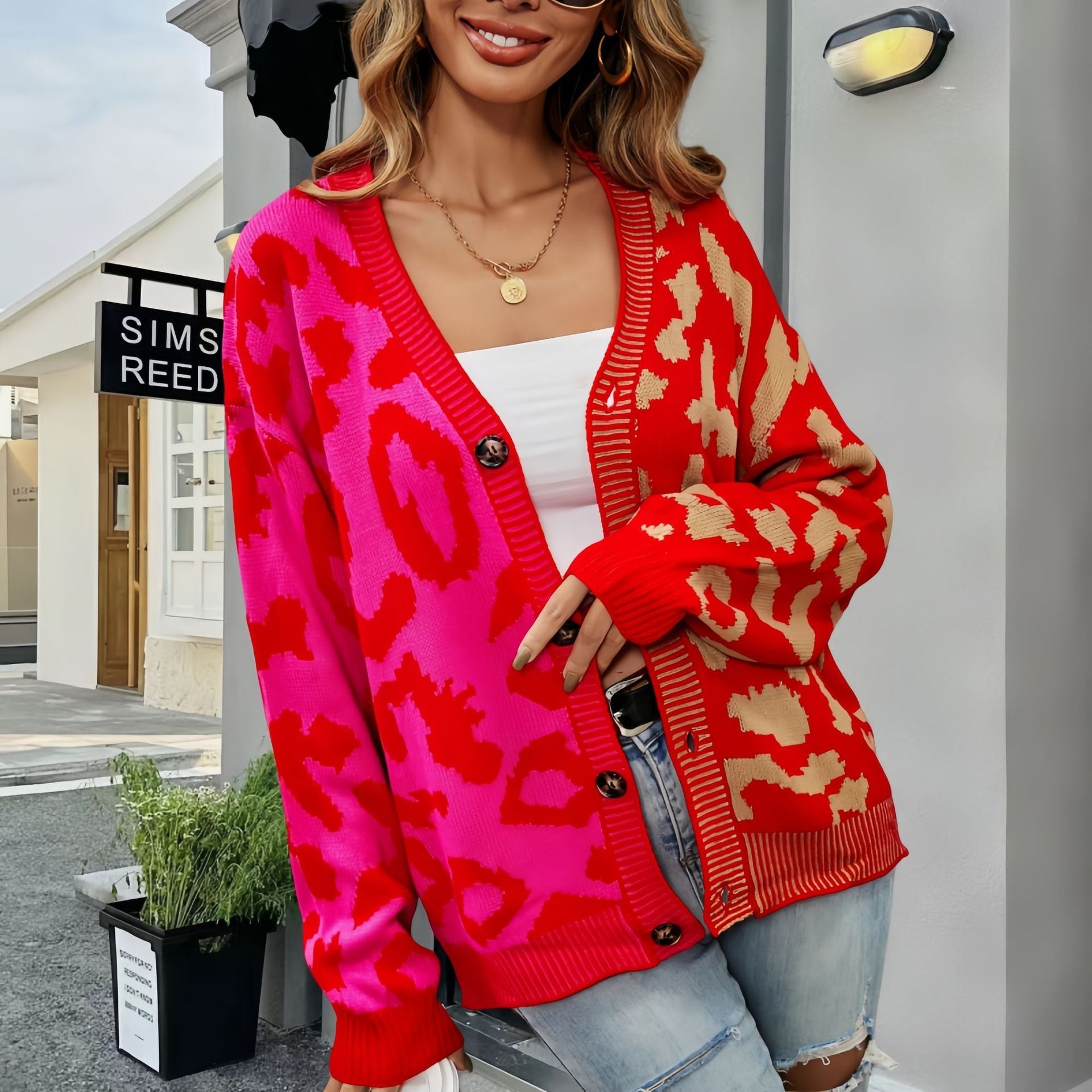 Damen Leichte Strickjacke mit farbenfrohem Leopardenmuster
