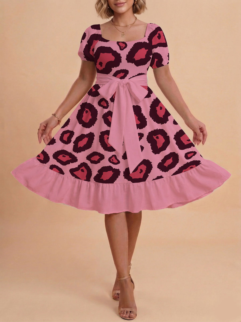 Damen Sommerliches Blumenkleid mit taillierbarem Gürtel und voluminösen Ärmeln