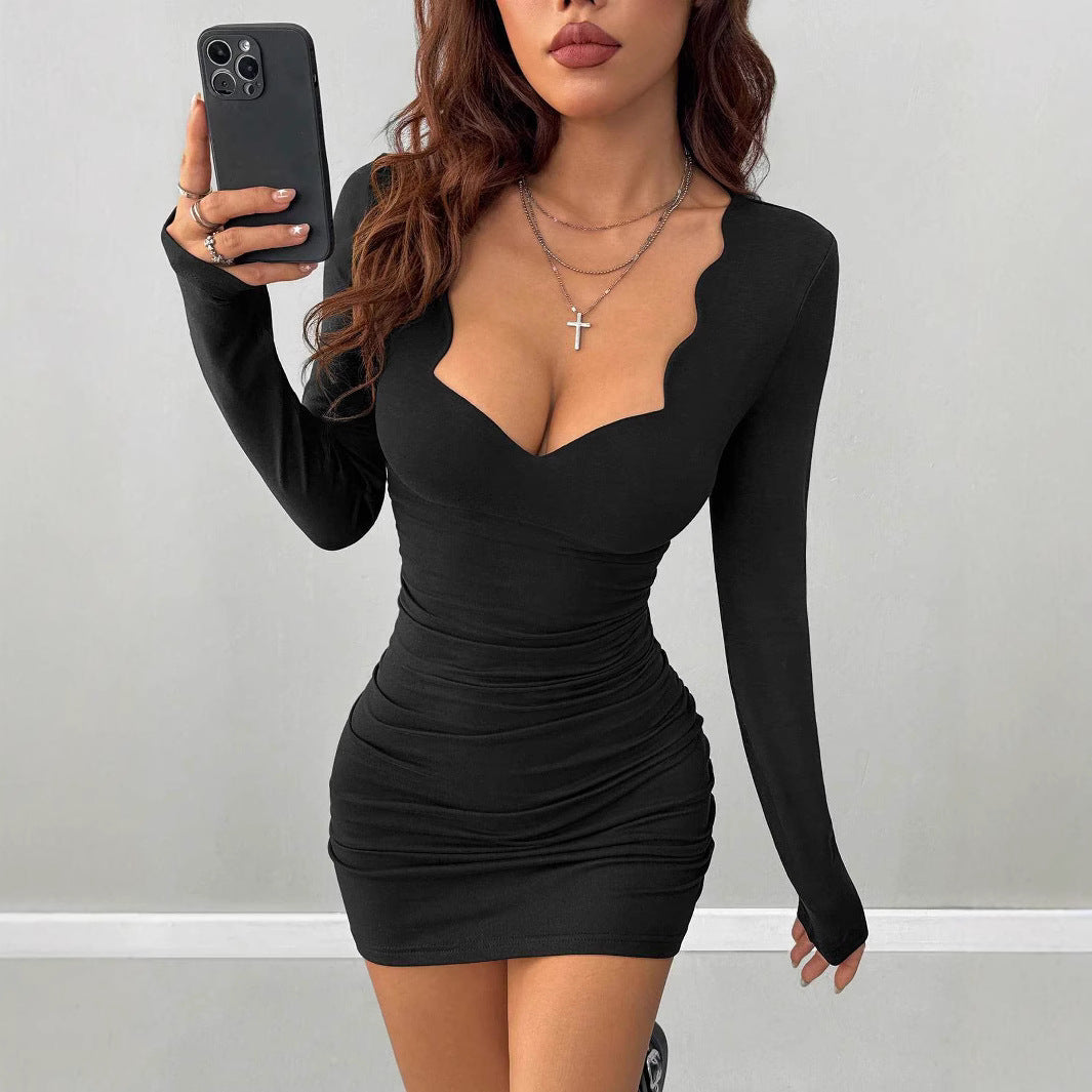 Damen figurbetontes Minikleid mit besonderen Ausschnitten