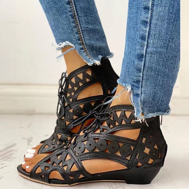Damen Kunstleder-Sandalen mit Cut-Out-Design und Schnürung