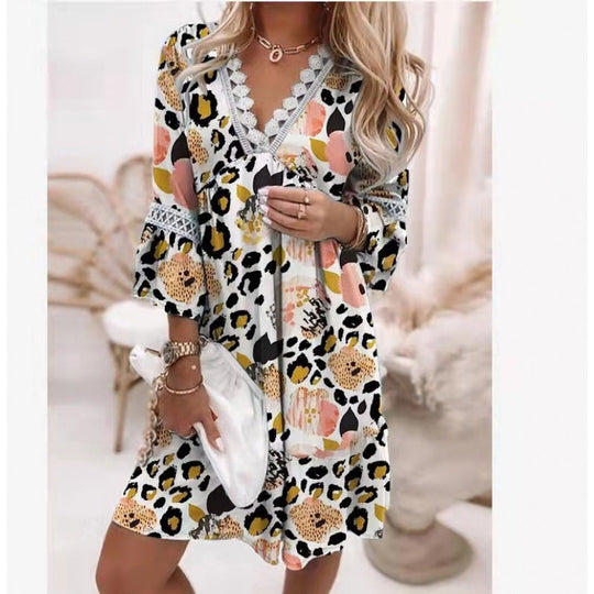 Damen Blumiges Tunika-Kleid mit Spitzenakzenten