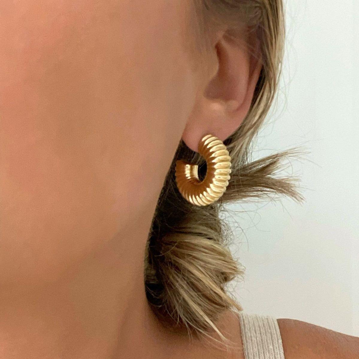 Damen Ohrringe im modernen Spiraldesign Shop Nory