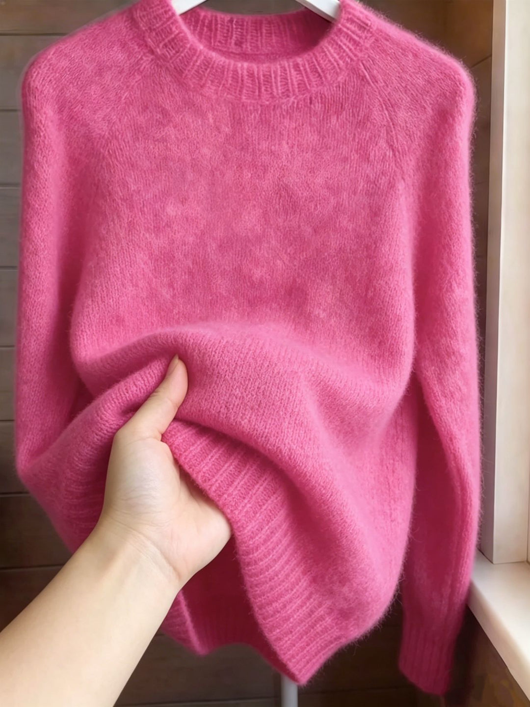 Damen Oversize Mohair‑Mix Rundhalspullover mit Raglanärmeln und geripptem Saum Shop Nory