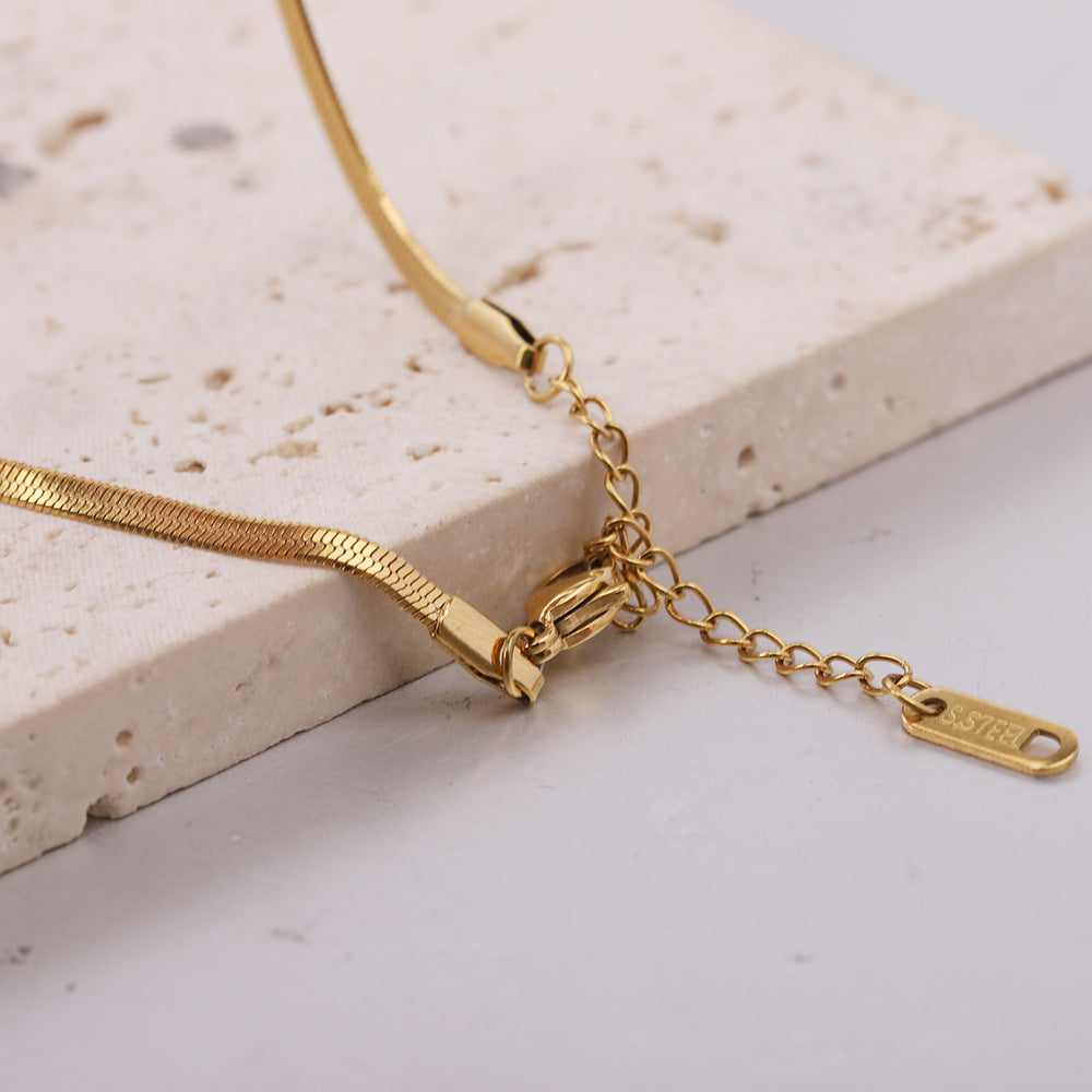 Damen Halskette mit bunten Zirkonsteinen und elegantem Federdesign Shop Nory