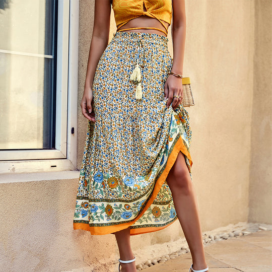 Damen nan leichter Stufen-Maxirock mit elastischem Rüschenbund, Kordel-Tassel und zartem Paisley-Print Shop Nory