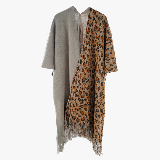 Damen Zweifarbiger Wollmix-Mantelponcho im Kimono-Schnitt mit Animal-Jacquard und Fransensaum Shop Nory