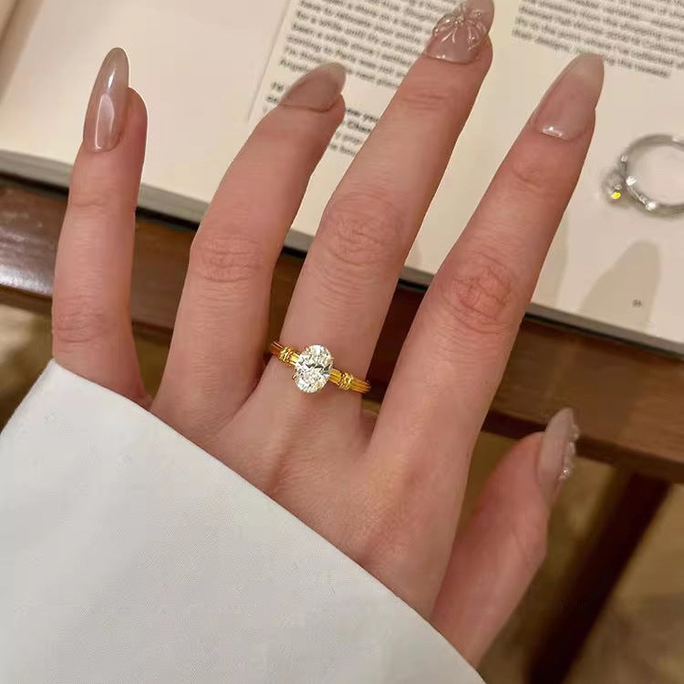 Damen eleganter Ring mit ovalem Zirkon-Shop Nory
