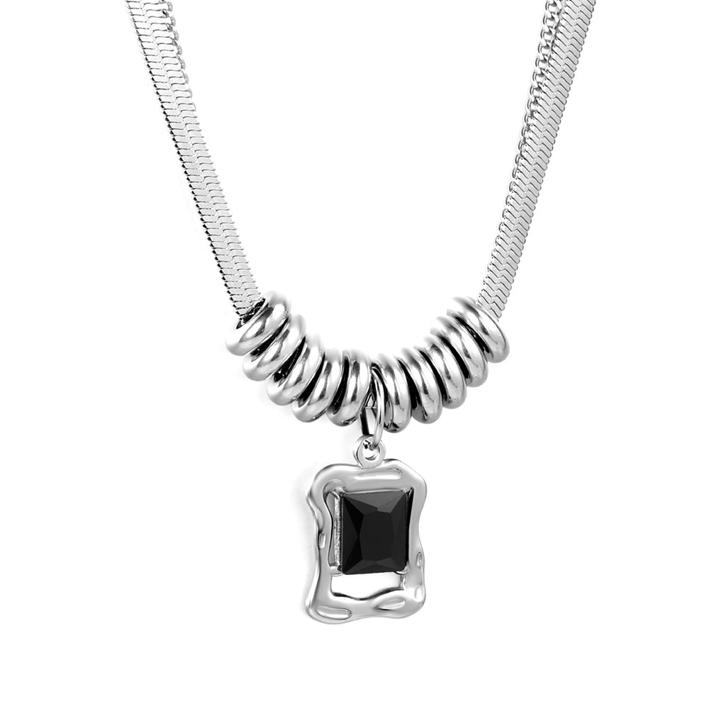 Damen Halskette mit stylischem schwarzen Anhänger und elegantem Gliederdesign Shop Nory