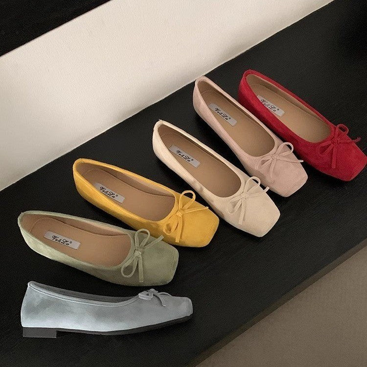Damen Ballerinas aus hochwertigem Wildleder mit filigranem Schleifendetail