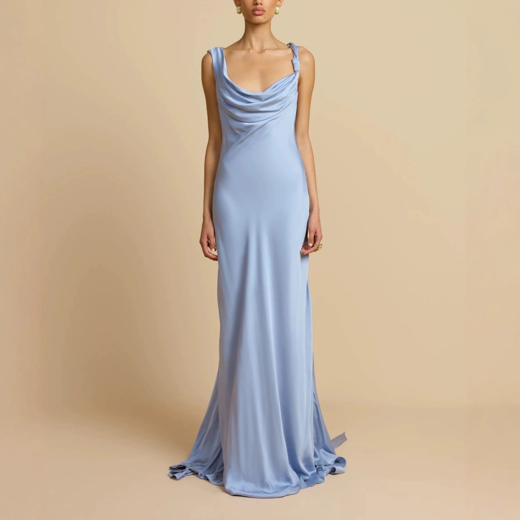 Damen Elegantes Maxikleid mit drapierten Details Shopnory