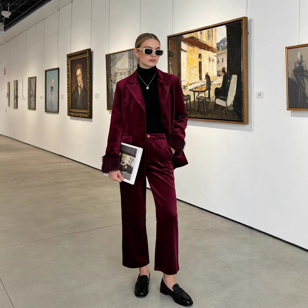 Damen Taillierter Samt-Blazer mit Kunstfellmanschetten und Pattentaschen Shop Nory