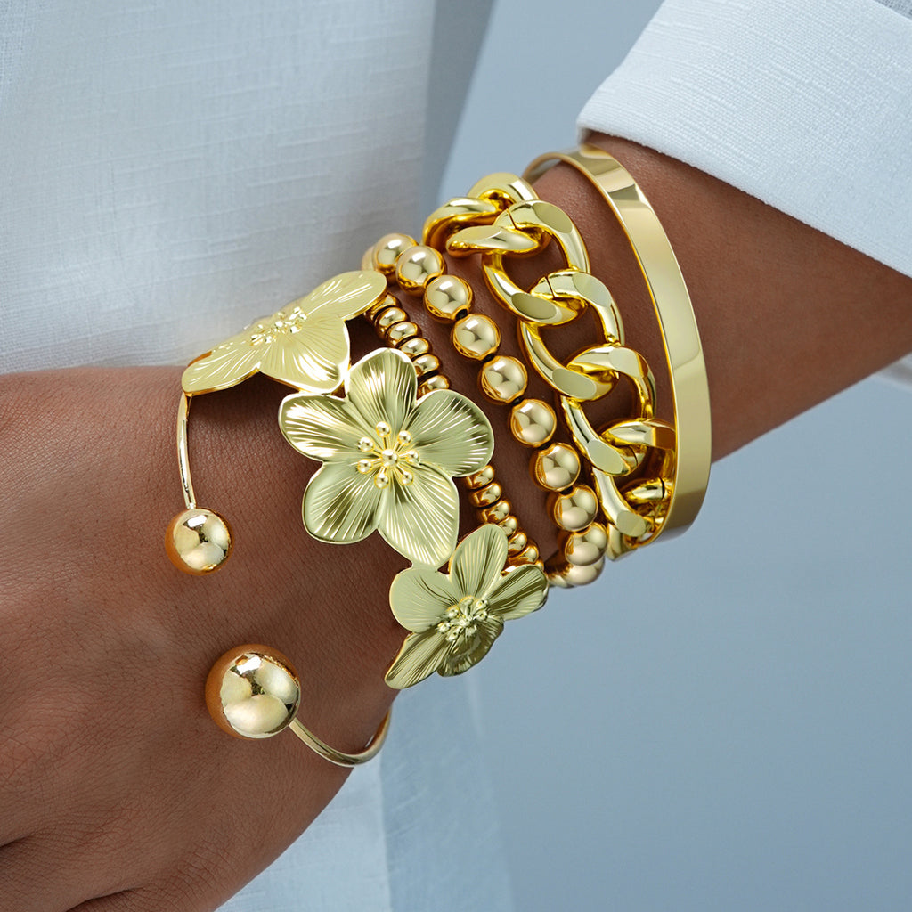 Damen Armreifen-Set mit kunstvollen blumenverzierten Designs Shop Nory