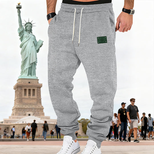 Herren Slim-Fit Sweat-Jogger mit elastischem Bund, Tunnelzug und gerippten Bündchen Shop Nory