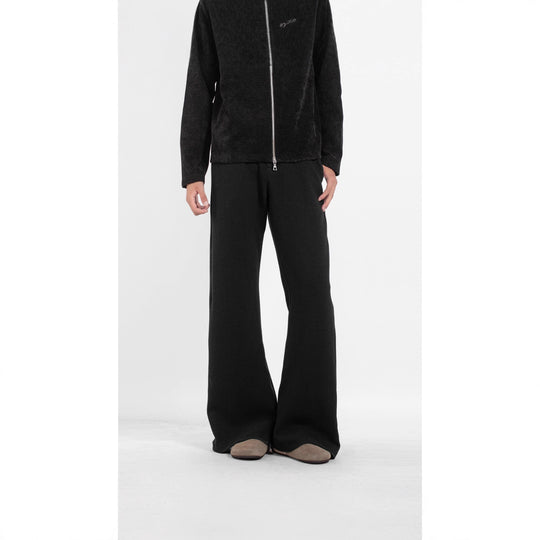Damen Bequeme und stylische Flared Jogginghose Shop Nory