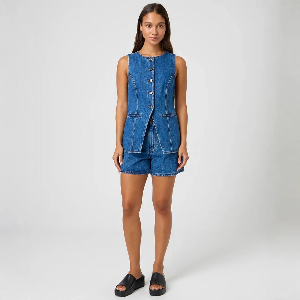 Damen Jeansweste mit tailliertem Schnitt und praktischen Taschen