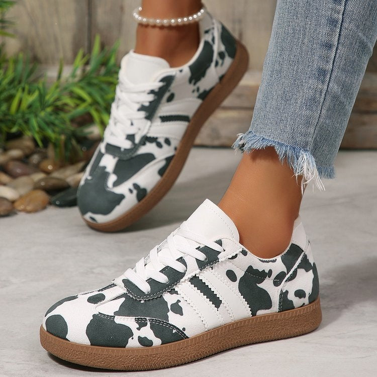 Damen Retro-Lowtop-Sneaker mit Kuhflecken-Print und gepolsterter Komfortsohle Shop Nory