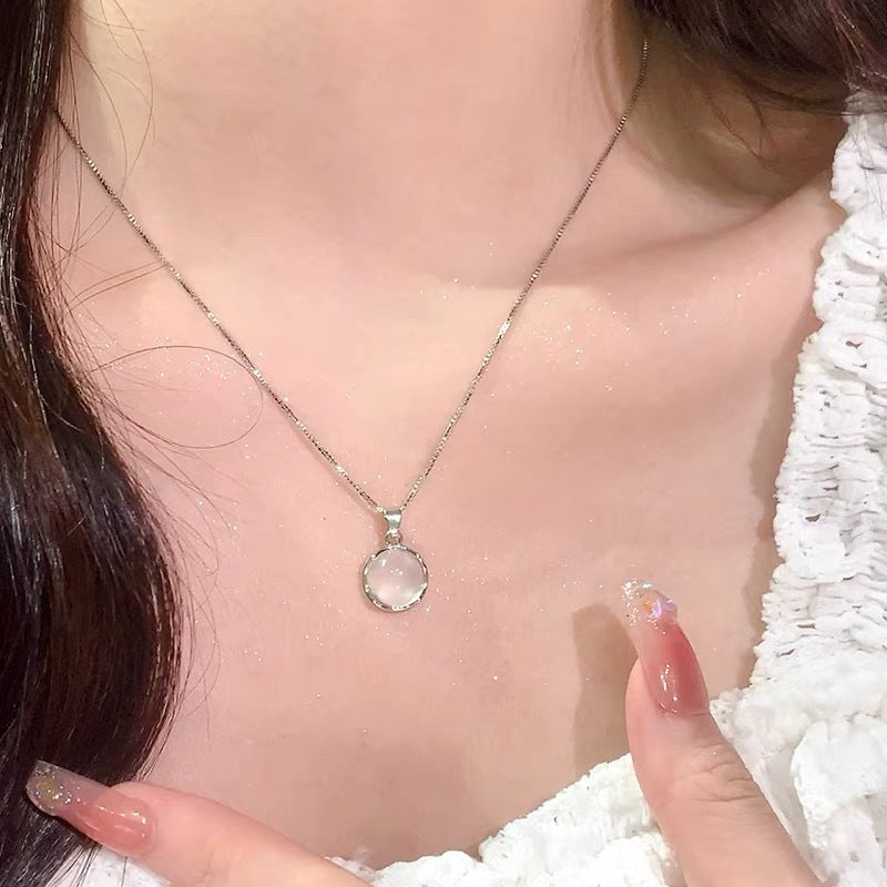 Damen Kette mit hochwertigem, rundem Anhänger aus klarem Kristall Shop Nory