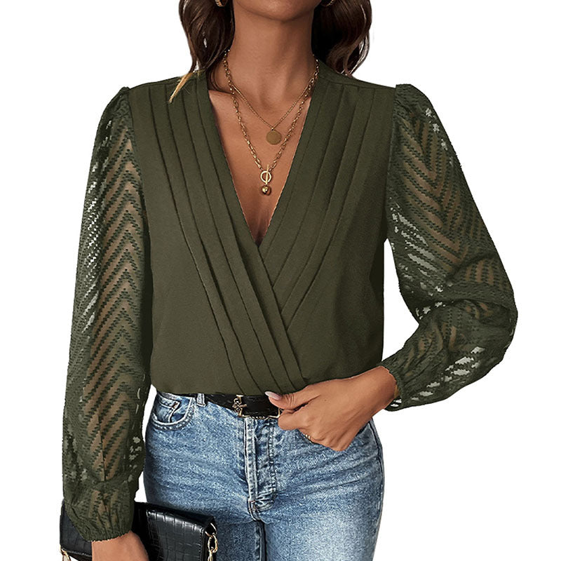 Damen V-Ausschnitt Bluse mit dekorativer Faltenpasse und transparenten Chevron-Ärmeln Shop Nory