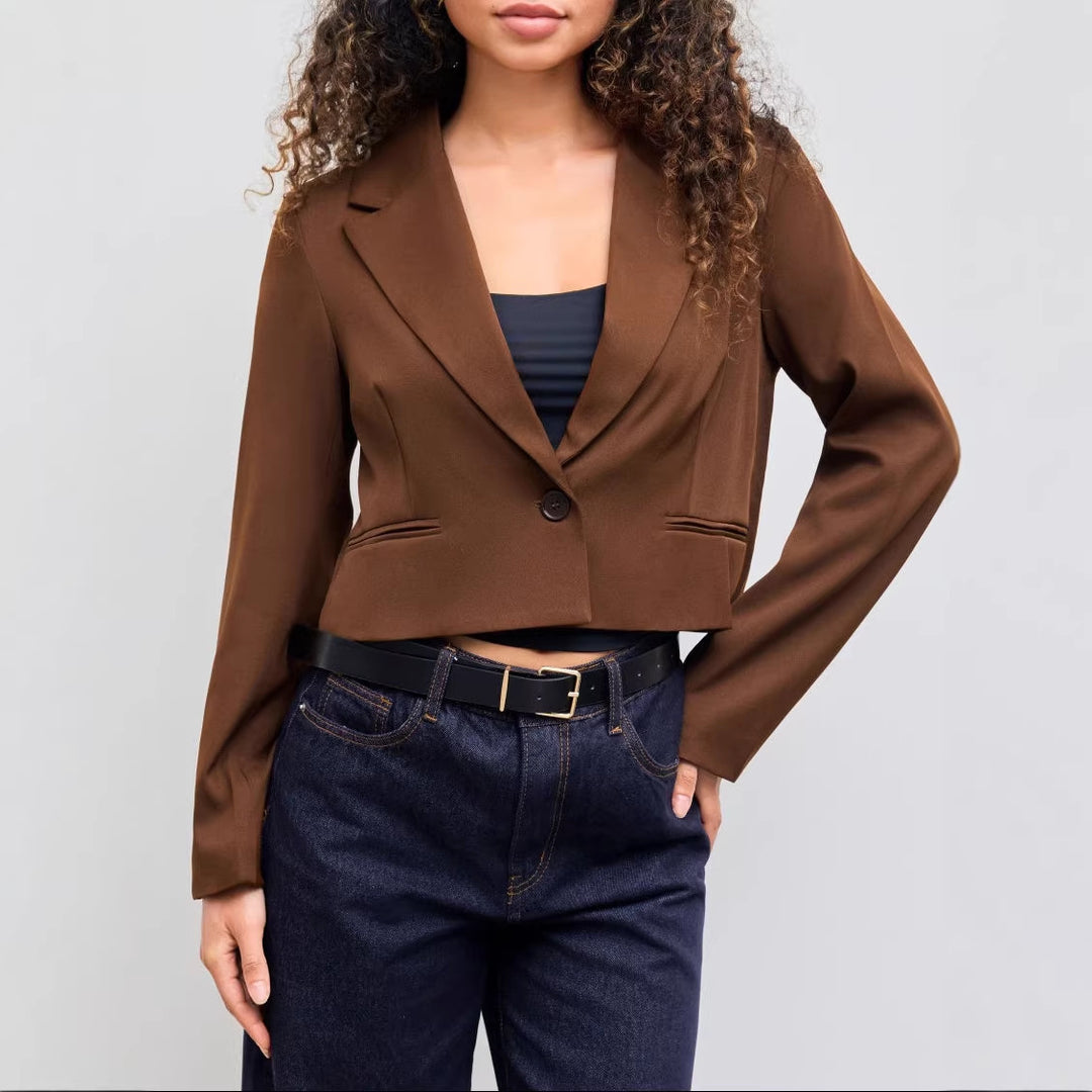 Damen Kurzblazer im Cropped‑Schnitt mit Reverskragen und ein‑Knopf‑Verschluss Shop Nory