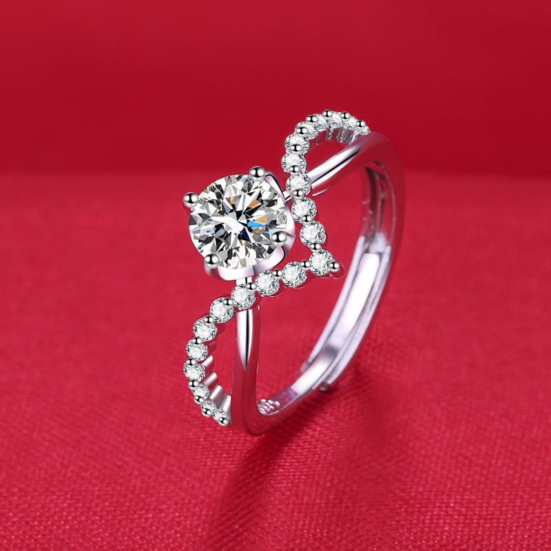 Damenring mit funkelndem Zirkonia und elegantem Kranz Shop Nory