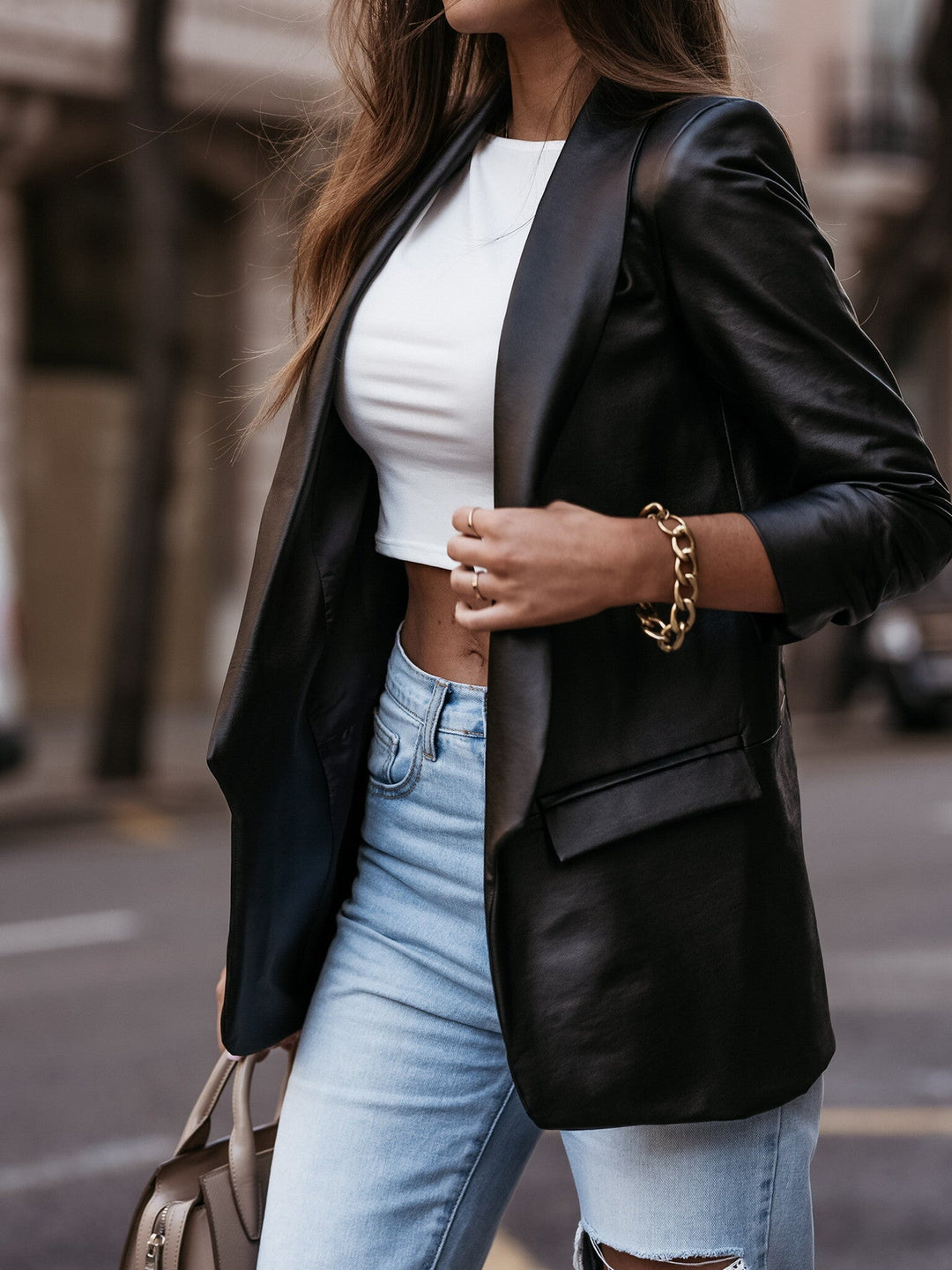 Damen Eleganter Lederblazer mit modernem Schnitt und funktionalem Design