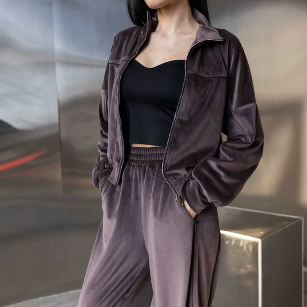 Damen ausgestelltes Velours-Jogginganzug-Set mit kurzer Reißverschlussjacke und hochtaillierter Kordelhose Shop Nory
