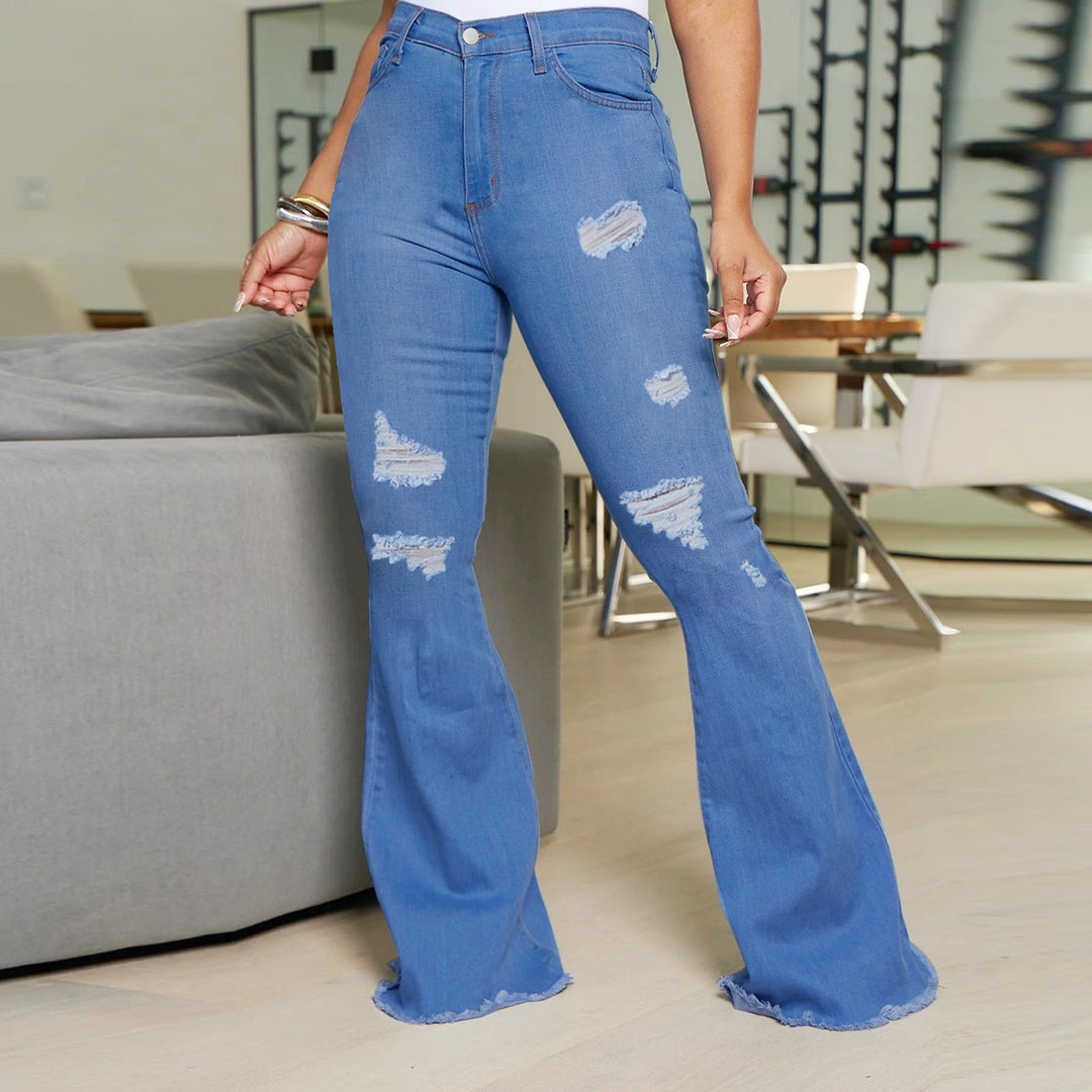 Damen Taillenbetonte Schlagjeans mit zerrissenen Einsätzen und rohem Saum Shop Nory