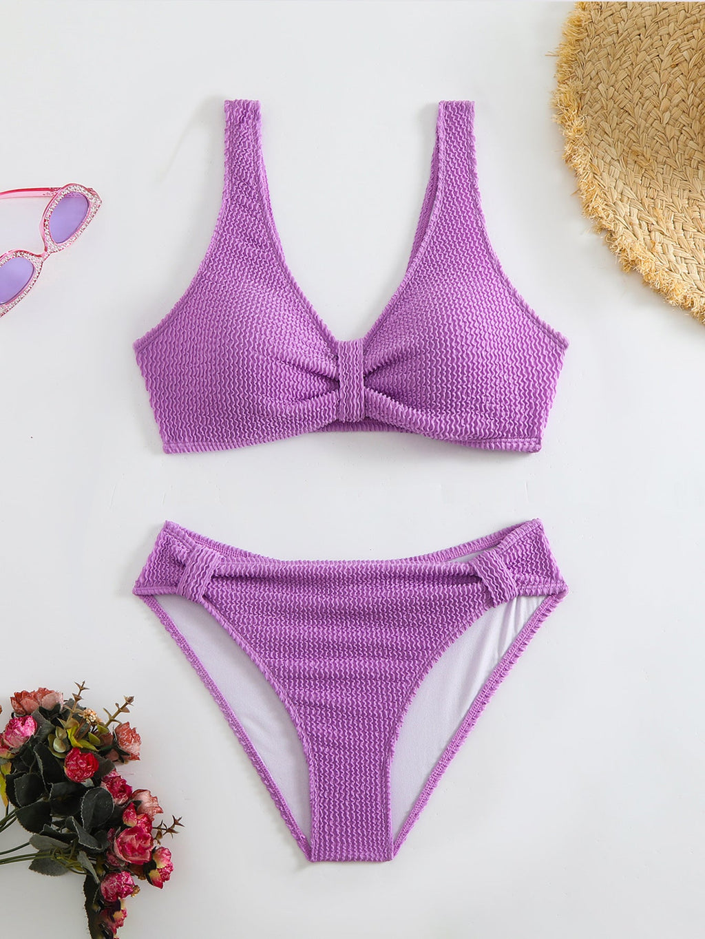 Damen strukturierter Bikini mit versetztem Band