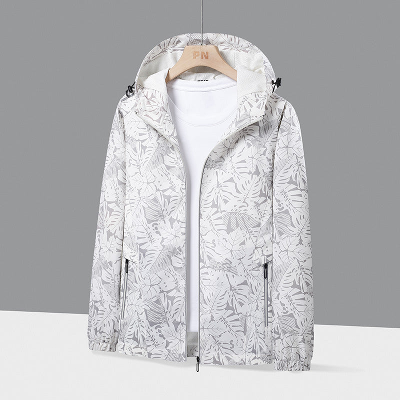 Herren Leichte Kapuzen-Windjacke mit botanischem Alloverprint und elastischen Bündchen Shop Nory