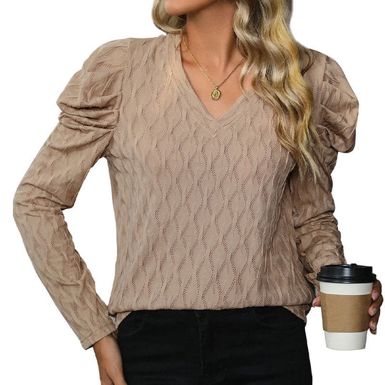 Damen Feinstrick-Longsleeve mit V‑Ausschnitt, zierlicher Ajourstruktur und gerafften Puffärmeln Shop Nory