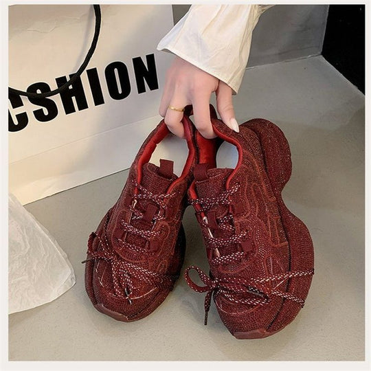 Damen Statement‑Sneaker mit strukturiertem Netz‑Mesh, überhöhter Plateau‑Sohle und gepolstertem Komfortfutter Shop Nory