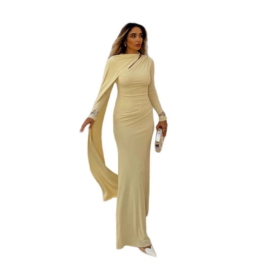 Damen Tailliertes Maxikleid mit einseitigem Cape und hohem Kragen Shop Nory