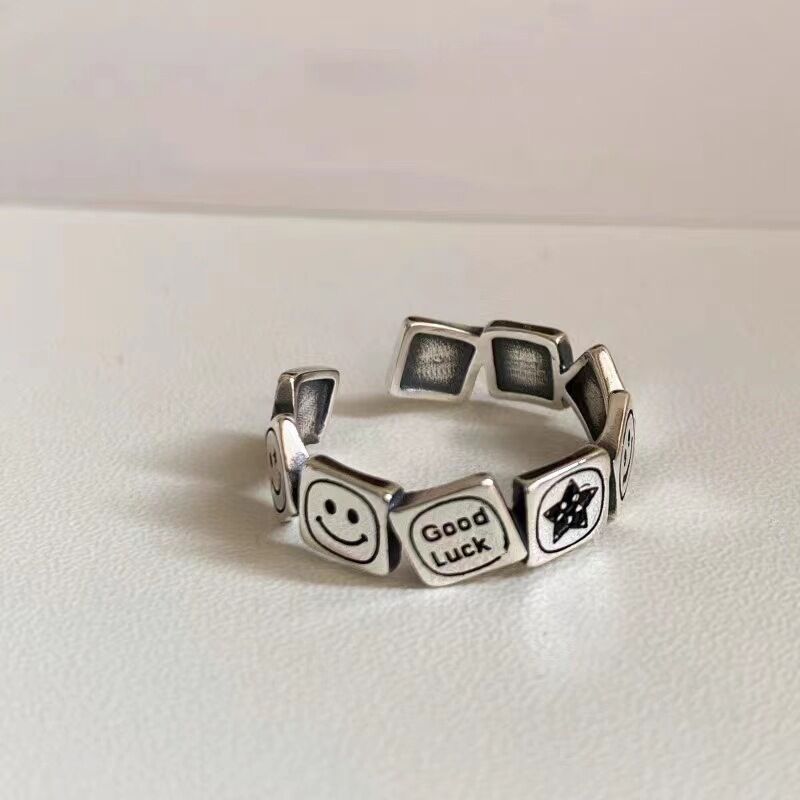 Damen glücksbringender Ring mit symbolischen Motiven Shop Nory