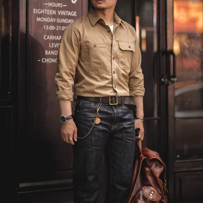 Herren Baumwoll‑Twill‑Worker‑Hemd mit Pattentaschen und kastiger Passform Shop Nory