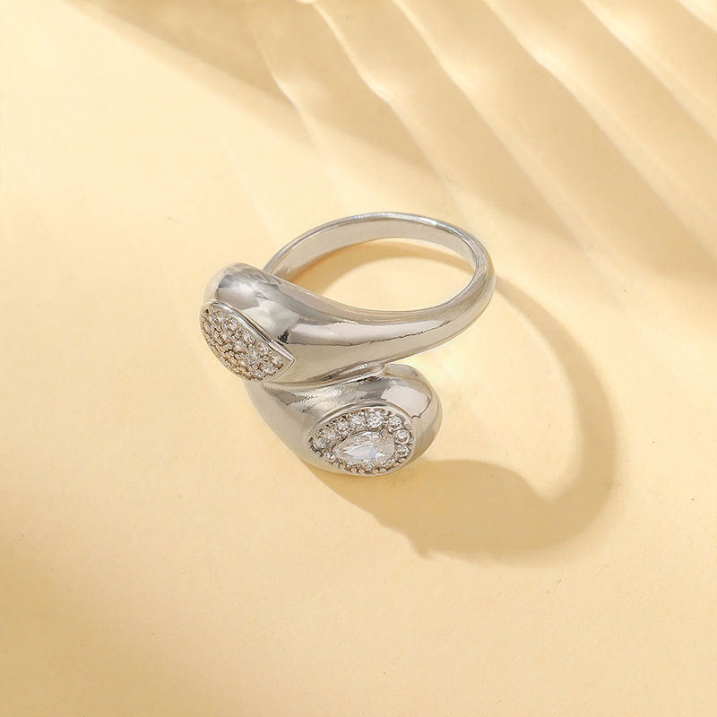 Damen Designer-Ring mit funkelnden Zirkonia Shop Nory