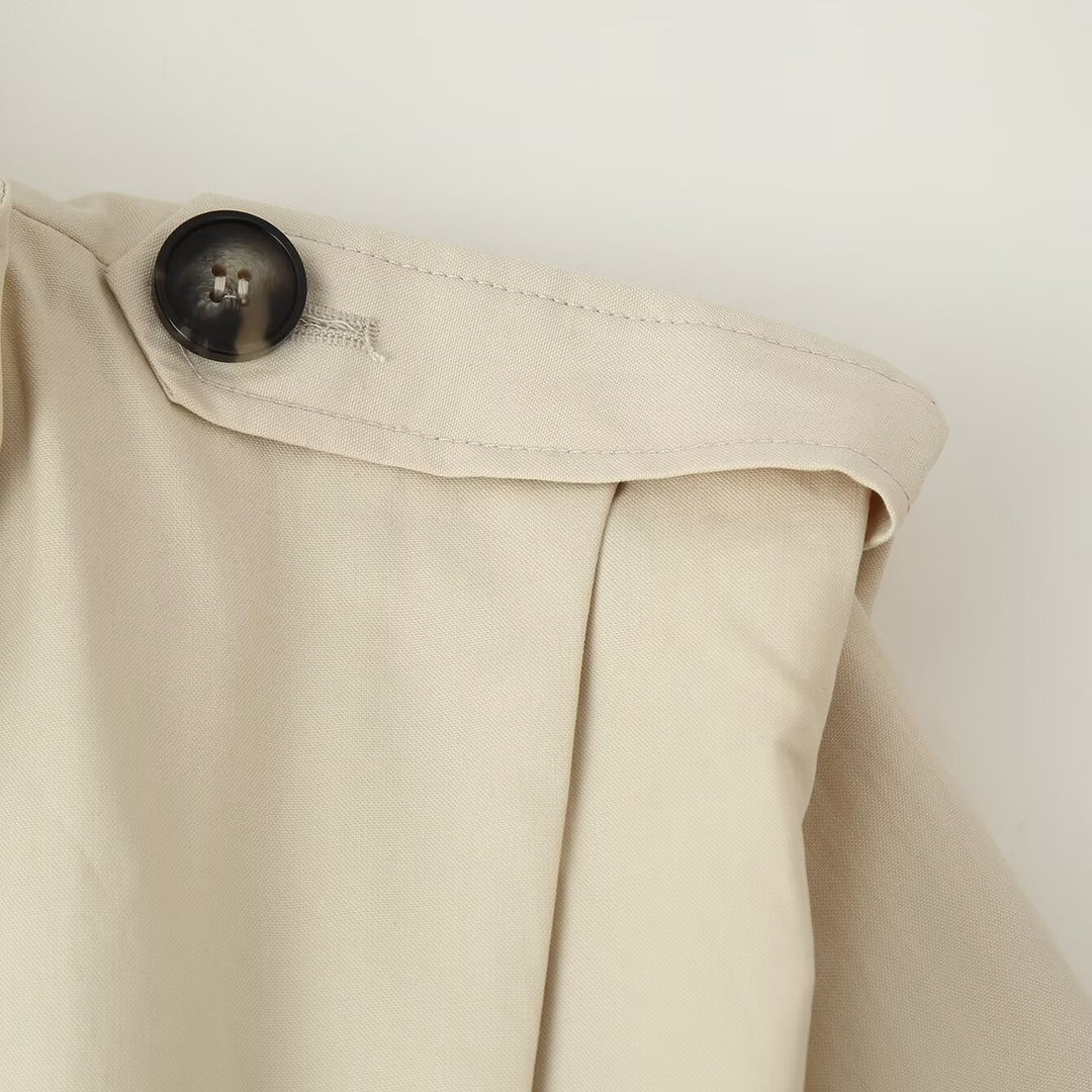 Damen Kurzjacke im Trenchstil, doppeltreihig mit hohem Stehkragen und Taillensmock Shop Nory