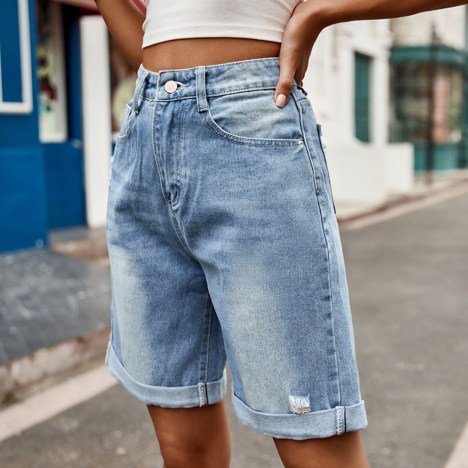 Damen entspannte Denim-Shorts mit umgeschlagenem Saum