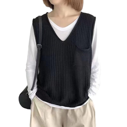Damen Strickweste mit V-Ausschnitt und praktischer Brusttasche