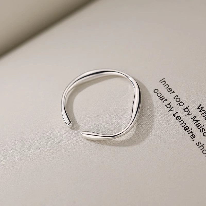 Damen Offener Ring mit geschwungenem Design und minimalistischer Ästhetik Shop Nory