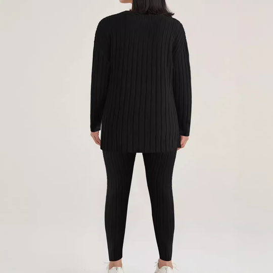 Damen Geripptes Feinstrick-Relax-Set mit Oversize-Pullover und schlanker Joggerhose Shop Nory