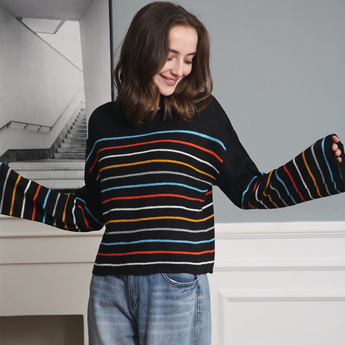 Damen Kurzgeschnittener Feinstrick-Pullover mit Rundhalsausschnitt, mehrfarbigen Horizontalstreifen und überschnittenen Schultern Shop Nory