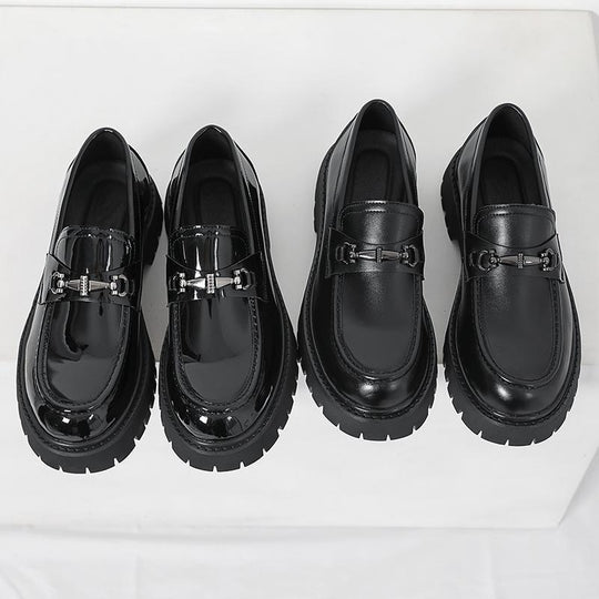 Herren Modische Loafers mit robustem Sohlenprofil und edler Schnallenverzierung