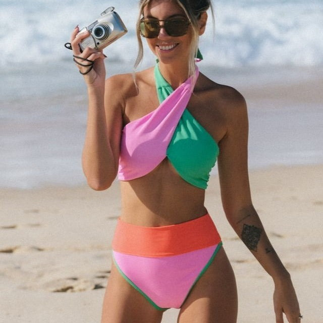 Damen Hochgeschnittener Bikini mit schickem Wickel-Design