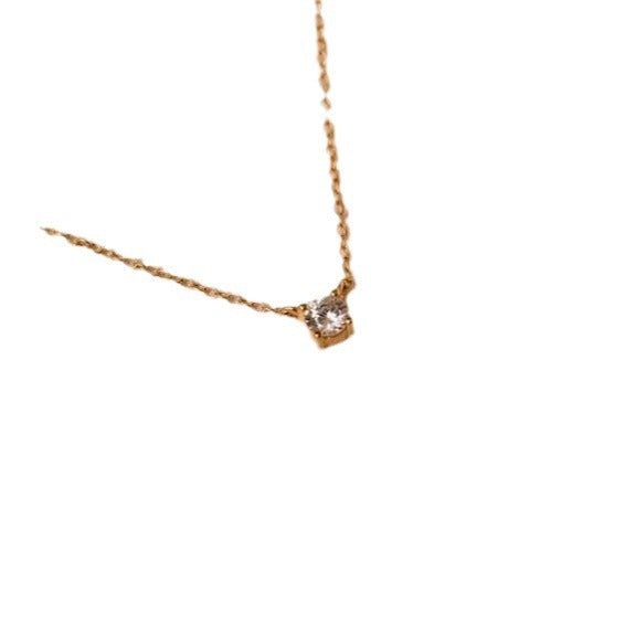 Damen Halskette mit funkelndem Zirkonia-Anhänger und zartem Kettendesign Shop Nory
