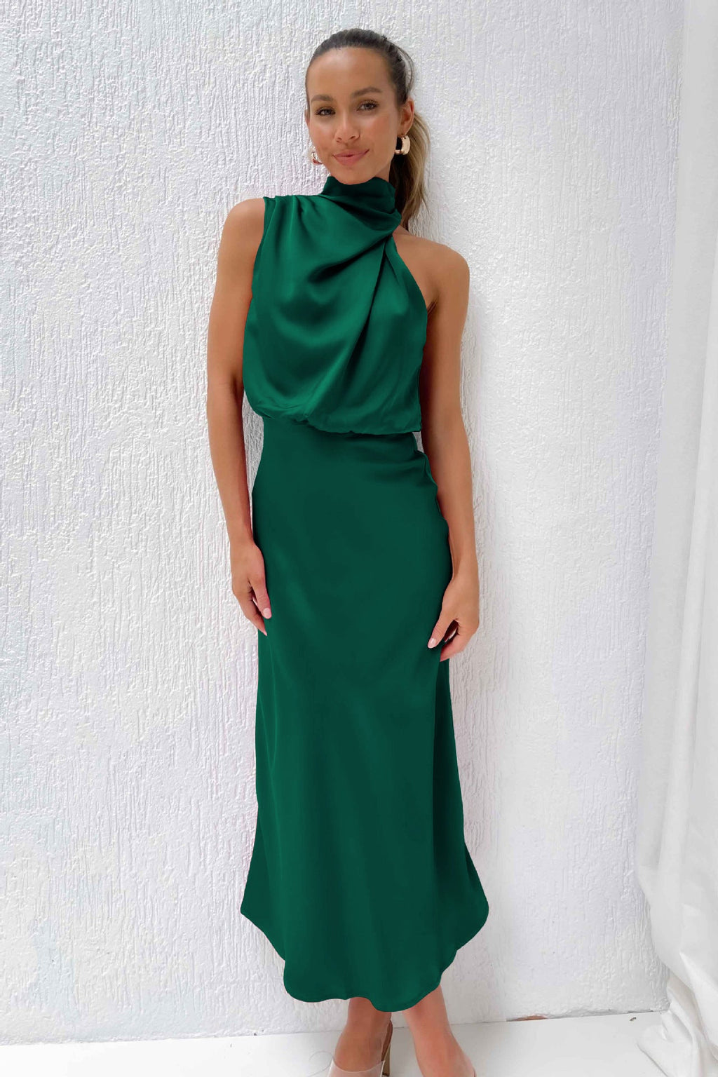 Damen Elegantes Maxikleid mit asymmetrischem Kragen und fließendem Schnitt