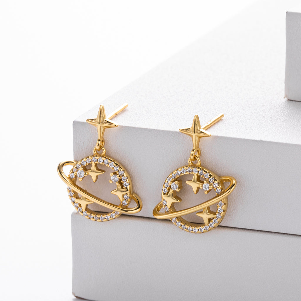 Damen Ohrhänger mit galaktischem Design und funkelnden Zirkonia Shop Nory