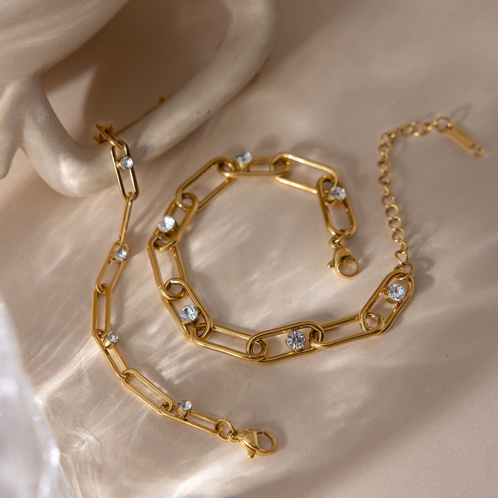 Damen elegantes Armband mit funkelnden Zirkonia-Details aus hypoallergenem Edelstahl Shop Nory